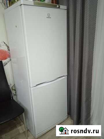 Холодильник бу Нижнекамск - изображение 1