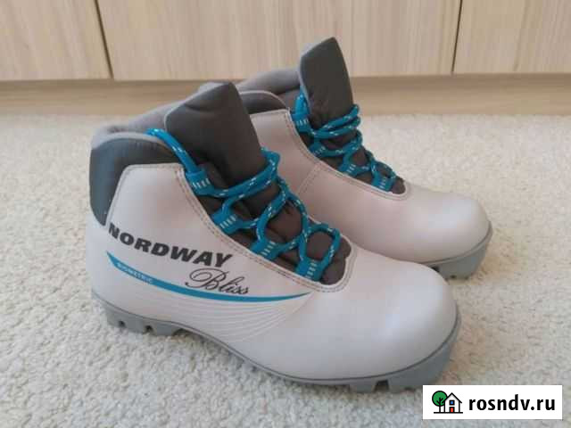 Ботинки лыжные Братск - изображение 1