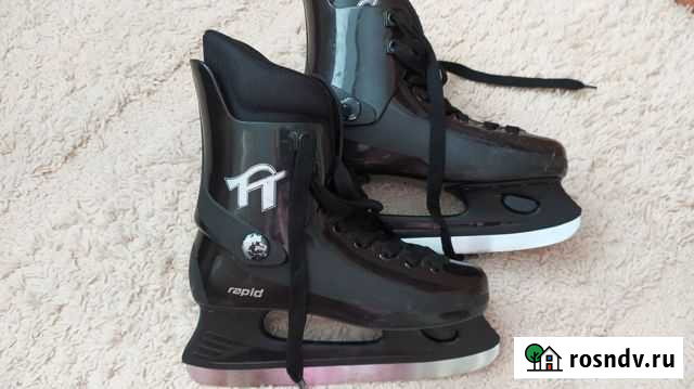 Коньки хоккейные Владимир - изображение 1