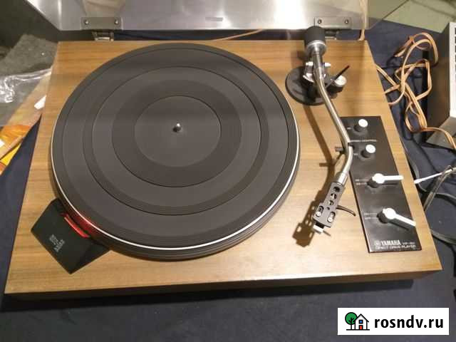 Виниловый проигрыватель Yamaha YP-511 Владивосток - изображение 1