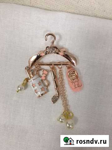 Брошь металлическая Набережные Челны - изображение 1