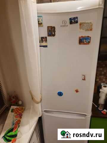 Холодильник indesit б у Иваново - изображение 1