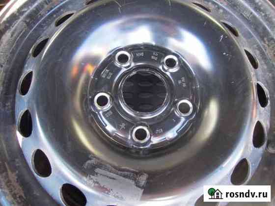 Диски штампованные Volkswagen Golf 5 15R Сарапул