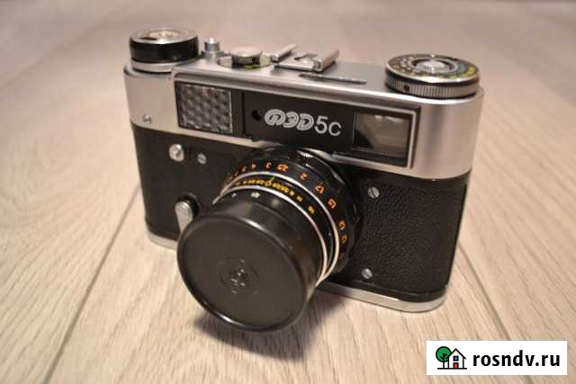 Коллекционный фотоаппарат фэд 5С Сыктывкар - изображение 1