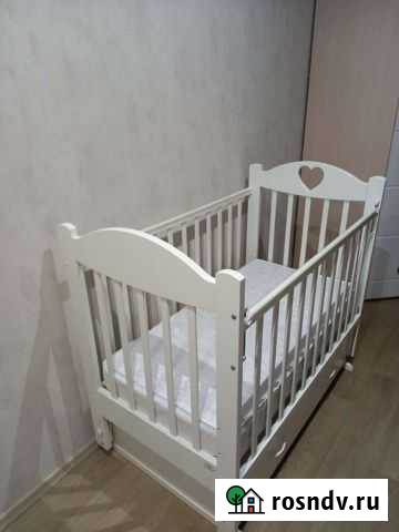 Детская кроватка с маятником Вологда - изображение 1