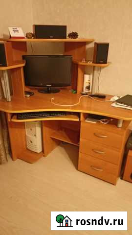 Компьютерный стол Санкт-Петербург - изображение 1