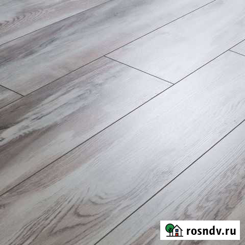 Установка межкомнатных дверей. Укладка ламината Сурок - изображение 1