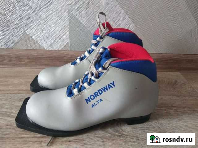 Лыжные ботинки Ульяновск - изображение 1