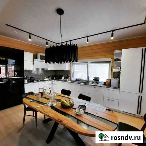 Кухонный гарнитур из массива Боровичи - изображение 1