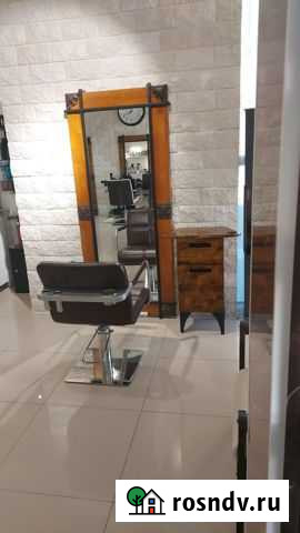 Сдам в аренду рабочее местов салоне красоты Анапа - изображение 1