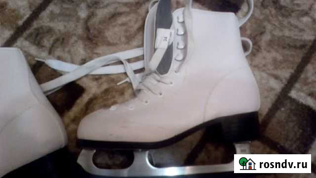 Коньки женские Череповец - изображение 1