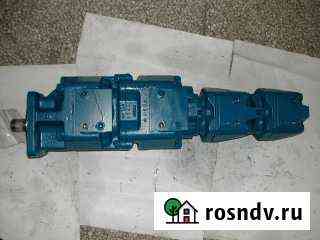 Гидравлический насос Kobelco GB10V00003F1 Владивосток