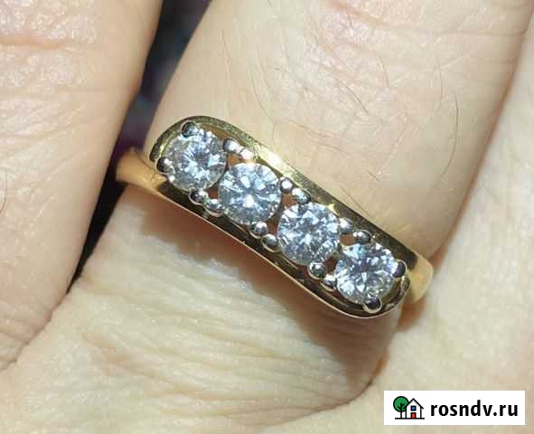 Золотое кольцо с бриллиантами 750 проба Махачкала - изображение 1
