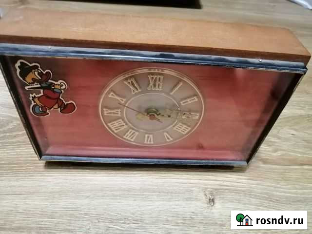 Часы настольные СССР Маяк кварцевые Липецк - изображение 1