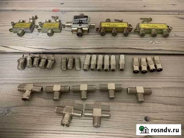 Разветвитель, Гнездо, Штекер тв 25 предметов Киров - изображение 1