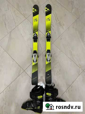 Горные лыжи fischer rc4 130 детские Белореченск - изображение 1