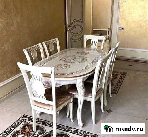 Стол стулья Новый Чиркей - изображение 1