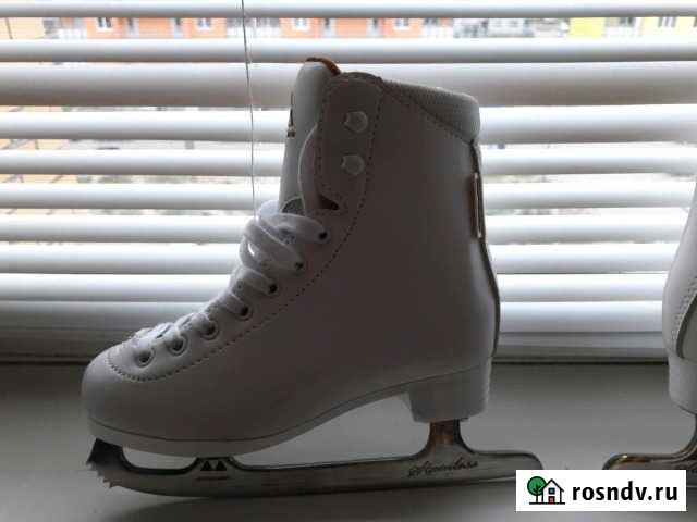 Коньки фигурные Всеволожск - изображение 1