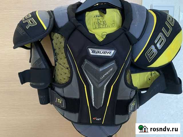 Нагрудник хоккейный Bauer supreme S1 Хабаровск - изображение 1