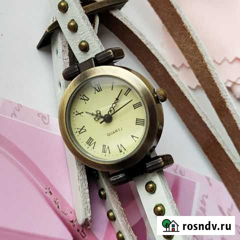 Винтажные часы на длинном ремешке белые (0108) Тверь - изображение 1