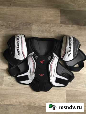 Нагрудник хоккейный Челябинск - изображение 1