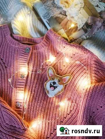 Брошь ручной работы корги Кострома - изображение 1