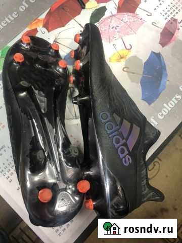 Бутсы Adidas Москва - изображение 1
