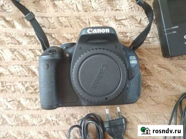 Зеркальный фотоаппарат canon 600d Староминская - изображение 1