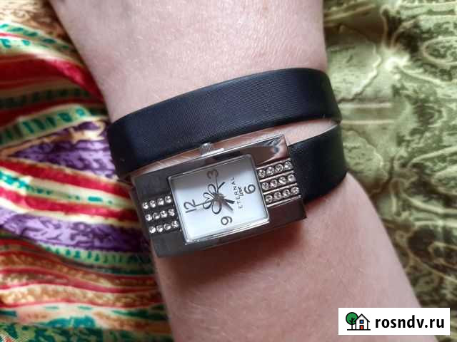 Часы Avon Звездная коллекция Ачинск - изображение 1