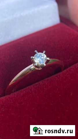 Золотое кольцо с бриллиантом Воронеж - изображение 1