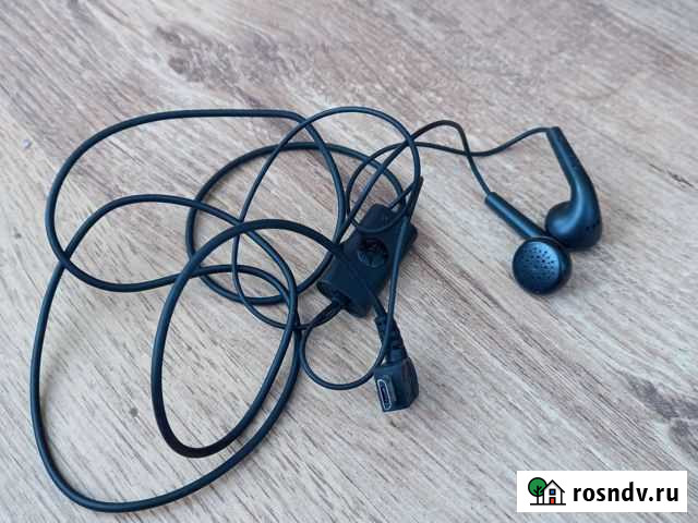 Наушники LG Петрозаводск - изображение 1