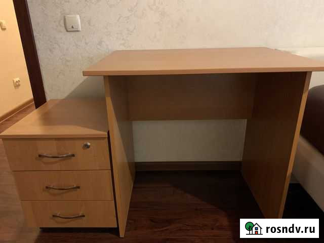 Письменный стол+тумба Петропавловск-Камчатский - изображение 1