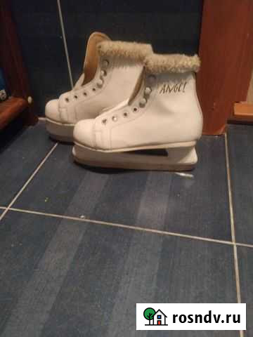 Коньки для девочки 31р Петрозаводск - изображение 1