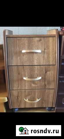 Компьютерный стол с тумбочкой Северо-Восточные Сады - изображение 1