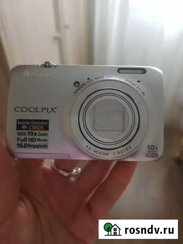 Фотоаппарат никон с 3600 Саратов - изображение 1