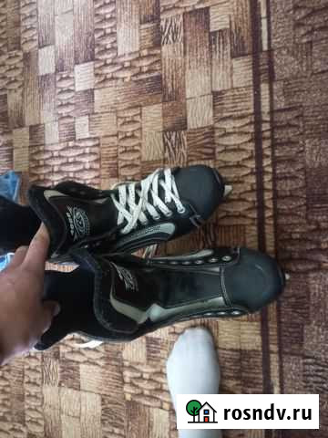 Коньки хоккейные Брянск - изображение 1