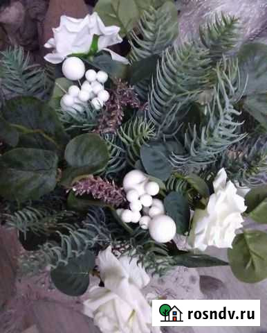 Искусственные цветы и еловые лапы для зимнего буке Челябинск - изображение 1