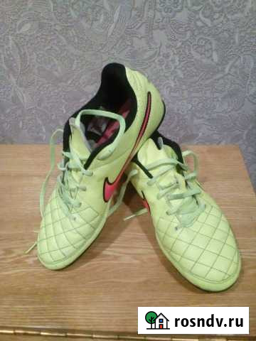 Футбольные бутсы Магадан - изображение 1