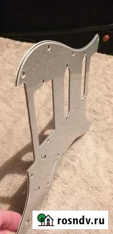 Пикгард Fender Strat,рамки датчиков Gibson Грозный - изображение 1