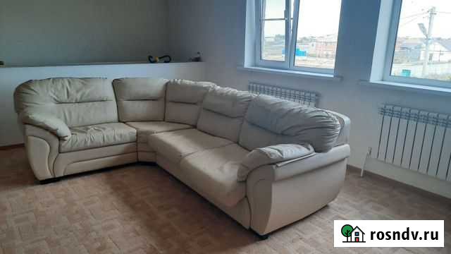 Большой угловой диван бу Астрахань - изображение 1