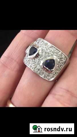 Золотое кольцо с сапфирами и бриллиантами Каспийск - изображение 1