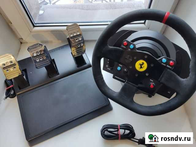 ThrustMaster T300 Ferrari Alcantara Edition Москва - изображение 1