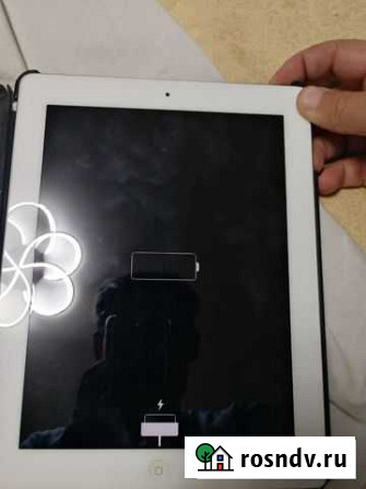 iPad 2 залочен технически исправен Астрахань - изображение 1