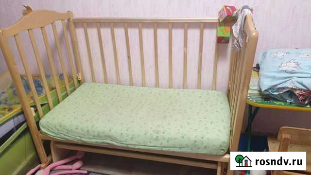 Детская кроватка с поперечным маятником Череповец - изображение 1