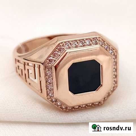 Золотое кольцо печатка с ониксом под Версаче Ростов-на-Дону - изображение 1