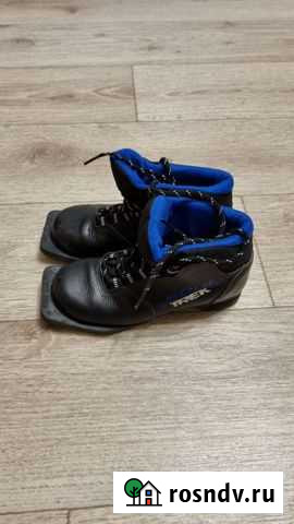 Лыжные ботинки 34р Йошкар-Ола - изображение 1