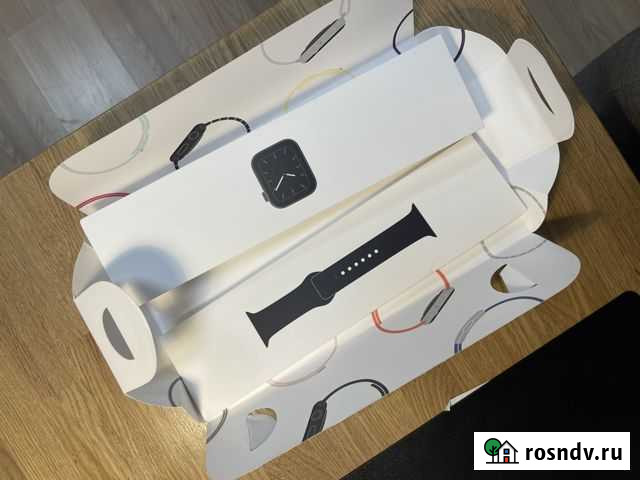 Умные часы Apple Watch Series 5 GPS Aluminum 44mm Казань - изображение 1