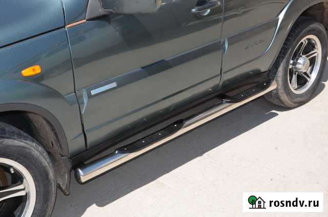 Пороги 76 мм труба с проступью Chevrolet Niva Ахтубинск - изображение 1