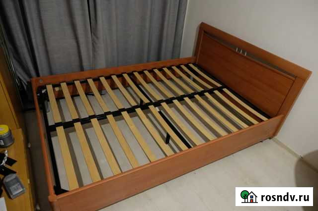 Кровать двухспальная 140 200 бу Мурино - изображение 1