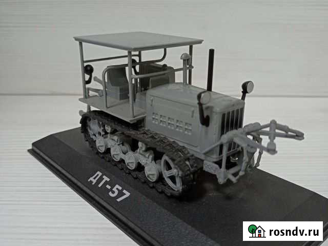 Модель трактора дт-57 от Деагостини Тюмень - изображение 1